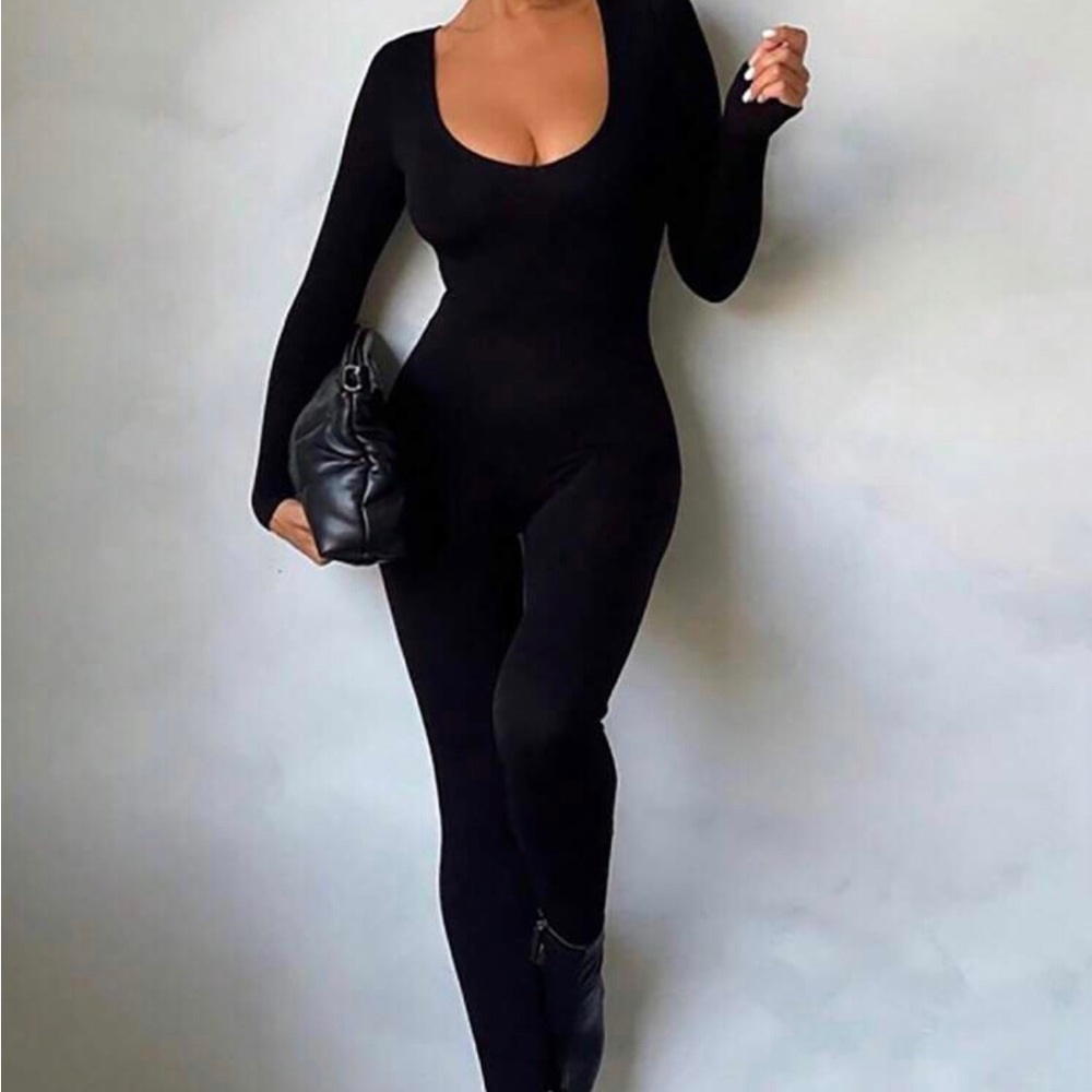 Solid scoop neck unitard black Jumpsuit